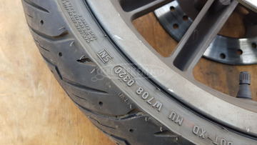 Piaggio Beverly Tourer 400 első kerék