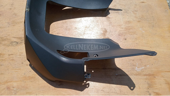 Suzuki Burgman UH 125 - 150 első idom alsó - 2/10