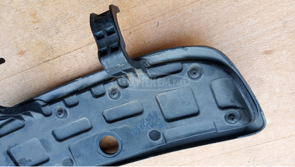 Suzuki Burgman UH 125 - 150 kesztyűtartó ajtó - 5/8