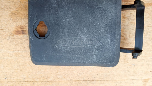 Suzuki Burgman UH 125 - 150 tank ajtó - 3/8