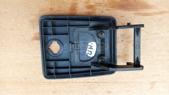 Suzuki Burgman UH 125 - 150 tank ajtó - 4/8