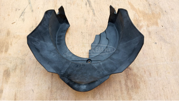 Suzuki Burgman UH 125 - 150 első kerék feletti műanyag - 4/6