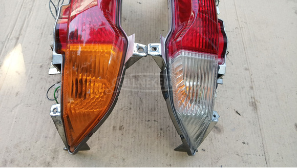 Suzuki Burgman UH 125 - 150 hátsó lámpa
