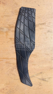 Suzuki Burgman UH 125 - 150 gumiszőnyeg balos