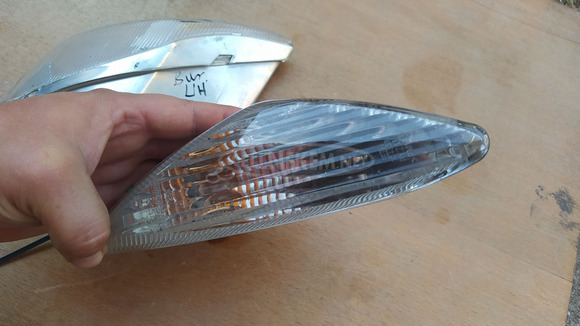 Suzuki Burgman UH 125 - 150 első irányjelző pár - 3/7