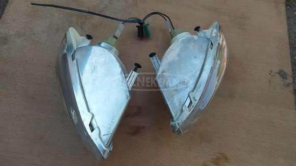 Suzuki Burgman UH 125 - 150 első irányjelző pár - 4/7