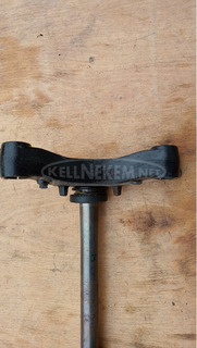 Suzuki Burgman UH 125 - 150 T szár kormányszár kormányoszlop