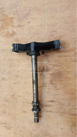 Suzuki Burgman UH 125 - 150 T szár kormányszár kormányoszlop - 4/10