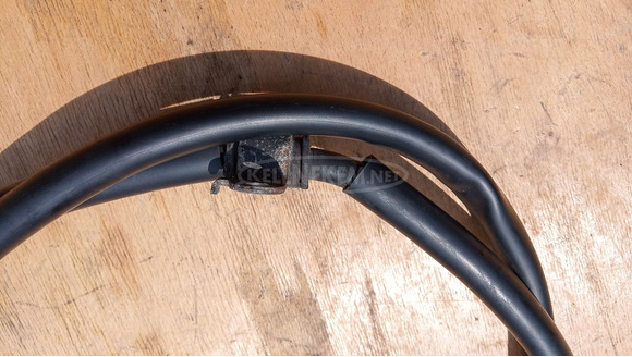 Suzuki Burgman UH 125 - 150 hátsó fékcső - 7/8