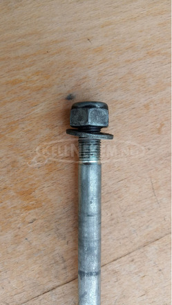 Suzuki Burgman UH 125 - 150 első keréktengely - 3/3