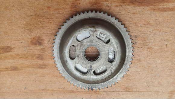 Suzuki Burgman UH 125 - 150 szabadonfutó - 2/7