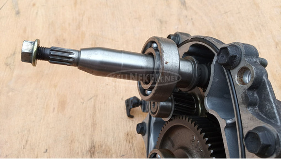 Suzuki Burgman UH 125 hátsó végáttétel - 2/10