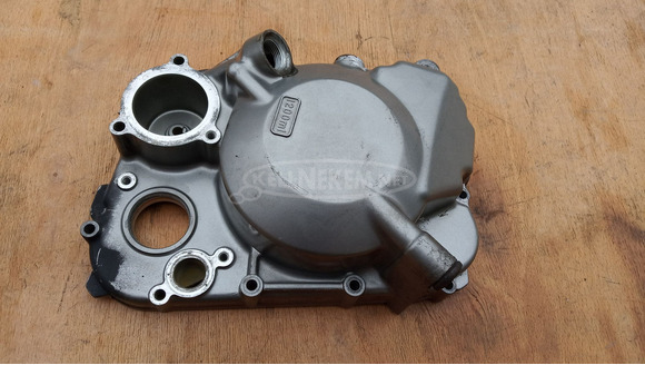 Suzuki Burgman UH 125 - 150 gyújtásfedél - 4/9