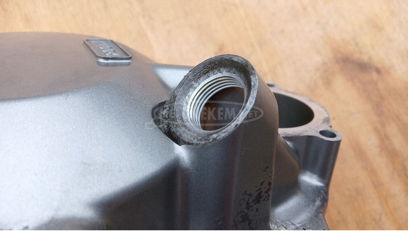 Suzuki Burgman UH 125 - 150 gyújtásfedél - 8/9