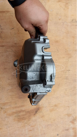 Suzuki Burgman UH 125 - 150 gyújtásfedél - 9/9