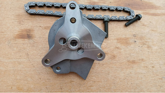 Suzuki Burgman UH 125 - 150 olajpumpa - 4/6