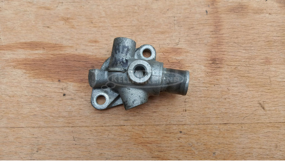 Suzuki Burgman UH 125 - 150 termosztát fedél - 1/6