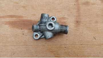 Suzuki Burgman UH 125 - 150 termosztát fedél