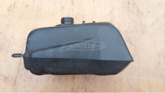 Suzuki Burgman UH 125 - 150 üzemanyag tank - 6/9