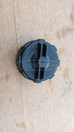 Suzuki Burgman UH 125 - 150 tanksapka - 1/4