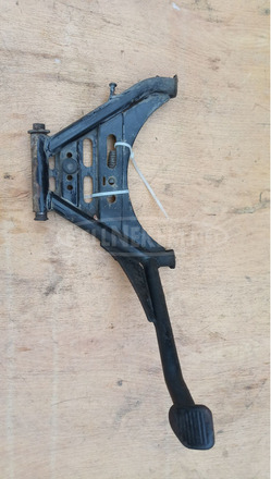 Suzuki Burgman UH 125 - 150 középtámasz - 4/10