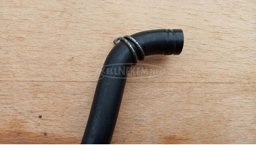 Suzuki Burgman UH 125 - 150 kartergázcső légszűrő házhoz