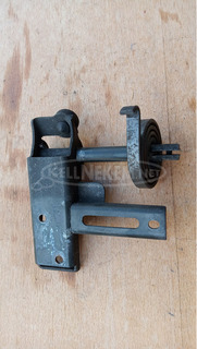 Suzuki Burgman UH 125 - 150 ülés zsanér