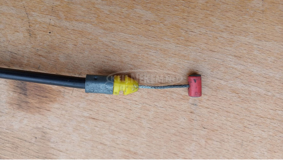 Suzuki Burgman UH 125 - 150 ülést nyitó bovden - 4/6