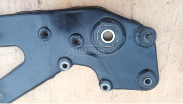 Suzuki Burgman UH 125 - 150 hátsó lengőkar