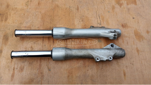 Piaggio Beverly 200 első villaszár - 1/9