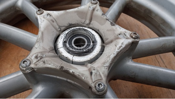 Piaggio Beverly 200 első kerék