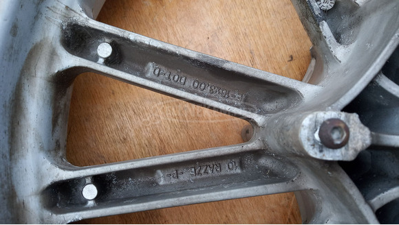 Piaggio Beverly 200 első kerék