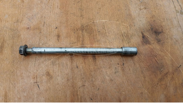 Piaggio Beverly 200 első keréktengely