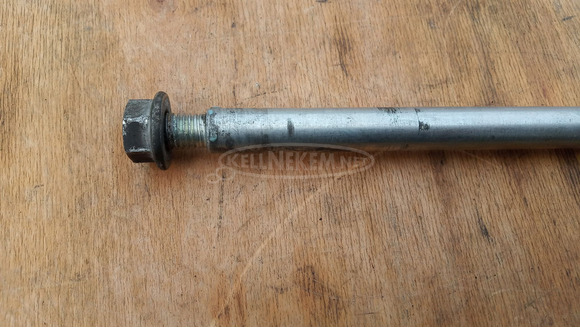 Piaggio Beverly 200 első keréktengely