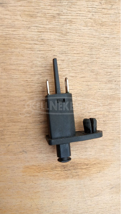 Piaggio Beverly 200 sisaktartó világítás kapcsoló - 2/2