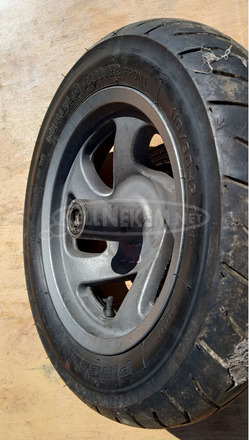 Yamaha Majesty DX 250 első kerék