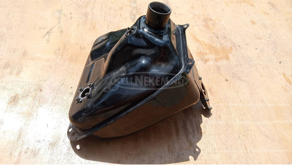 Yamaha Majesty DX 250 üzemanyag tank