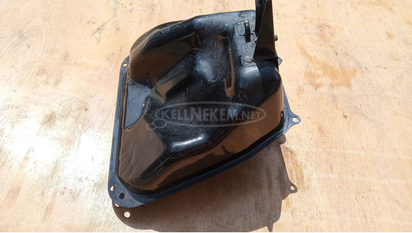 Yamaha Majesty DX 250 üzemanyag tank