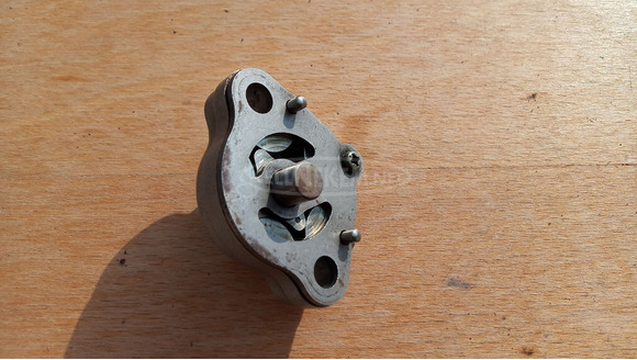 Yamaha Majesty DX 250 olajpumpa - 2/6