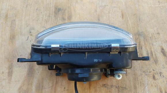 Yamaha Majesty DX 250 első lámpa