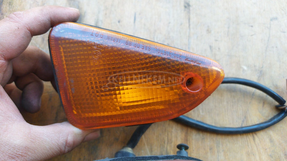 Yamaha Majesty DX 250 első irányjelző pár - 9/9