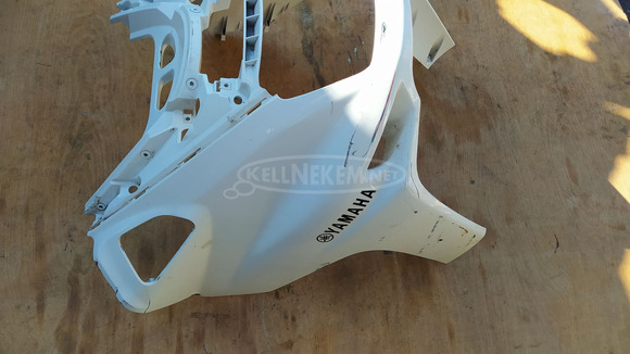 Yamaha Majesty DX 250 első idom fehér sérült - 3/10