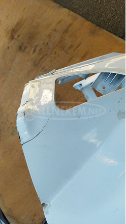 Yamaha Majesty DX 250 első idom fehér sérült - 9/10