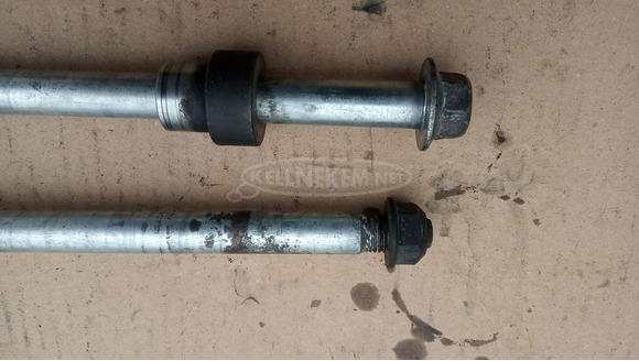 Yamaha Majesty DX 250 első keréktengely - 3/3