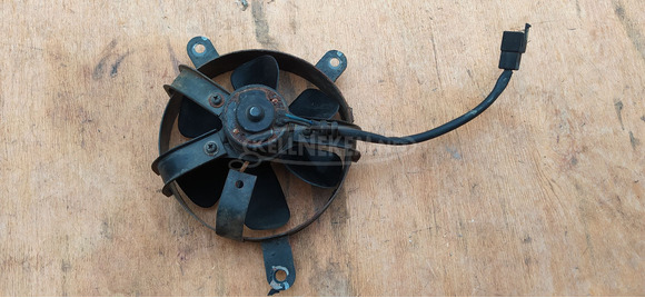 Suzuki Burgman AN 250 - 400 ventilátor - 3/6