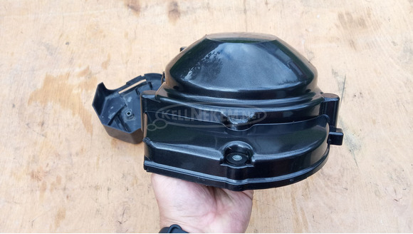 Suzuki Burgman AN 250 kuplung fedél burkolat - 6/9