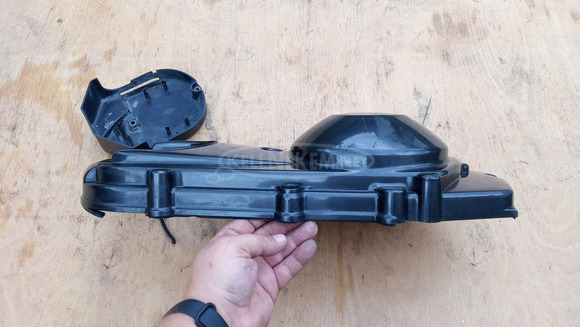 Suzuki Burgman AN 250 kuplung fedél burkolat - 9/9