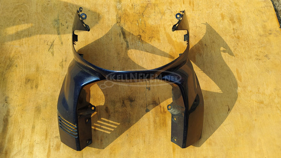 Suzuki Burgman 250 - 400 első idom kék - 1/9