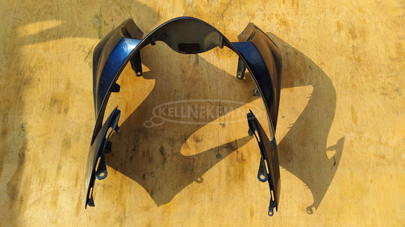 Suzuki Burgman 250 - 400 első idom kék - 9/9