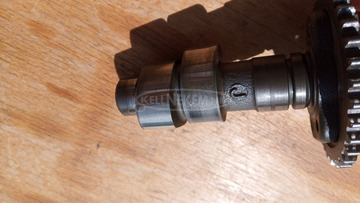 Suzuki Burgman AN 250 vezérműtengely